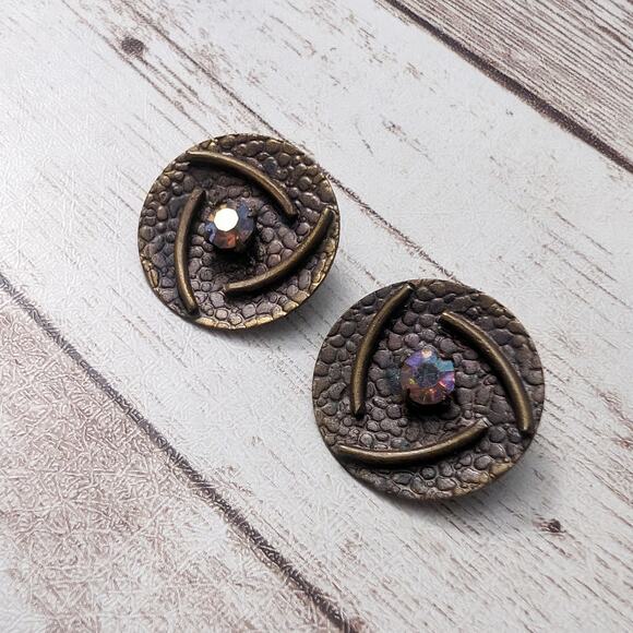 Vintage Clip On Earrings Metal Circle with Iridescent Gems - Picture 4 of 10